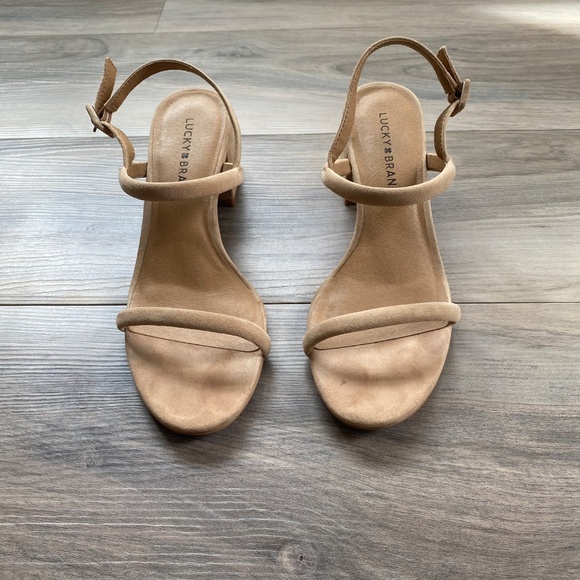 Suede Wedge Sandal 7.5 Tan - Picture 8 of 11